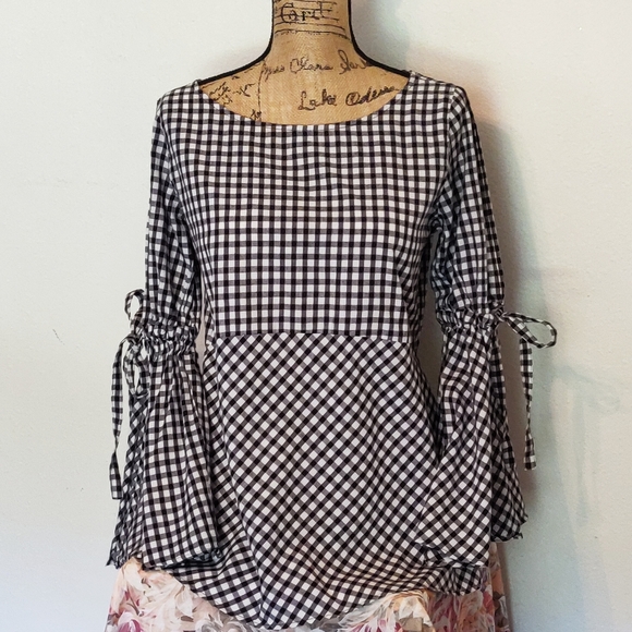 LOFT Tops - Ann Taylor Loft checkered bell sleeve blouse.